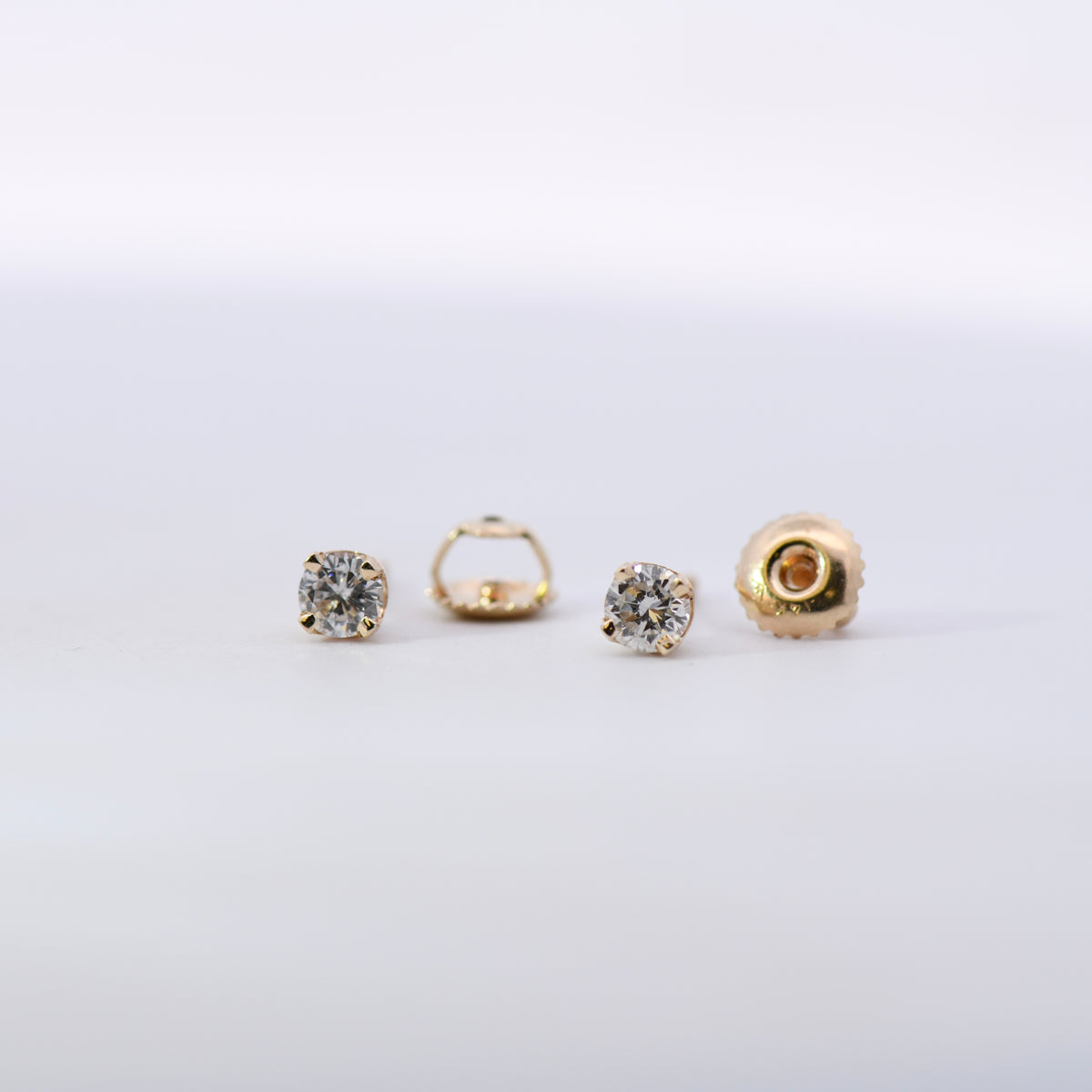 14K Yellow Gold Estate Natural Diamond Earrings