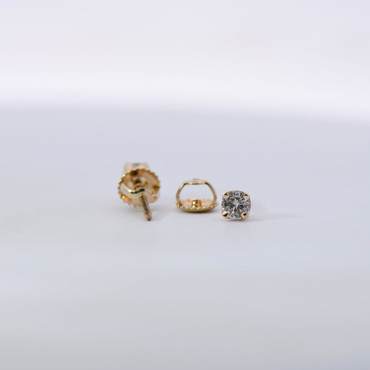 14K Yellow Gold Estate Natural Diamond Earrings
