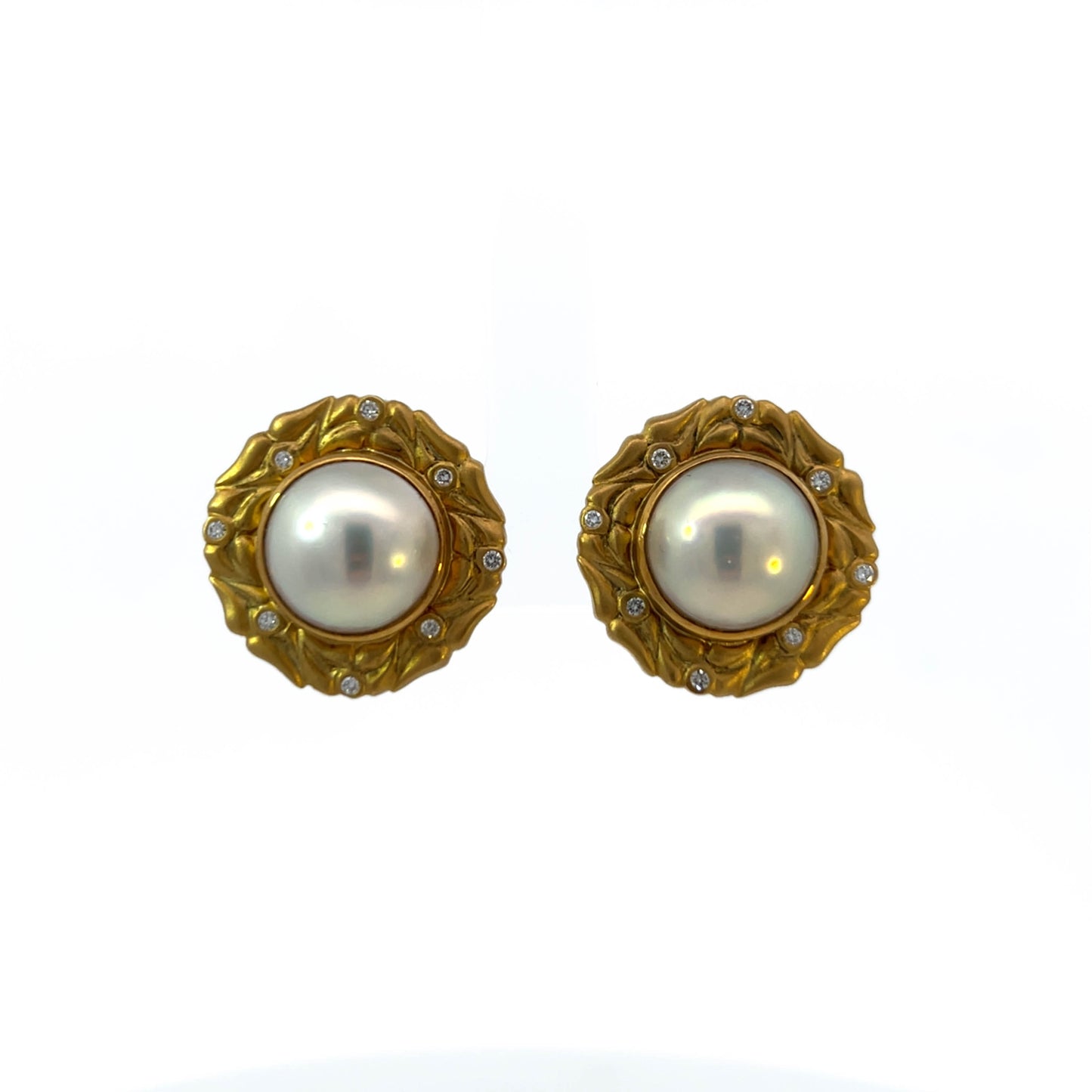 18K Gold Pearl Clip-on Earrings - Estate Jewelry